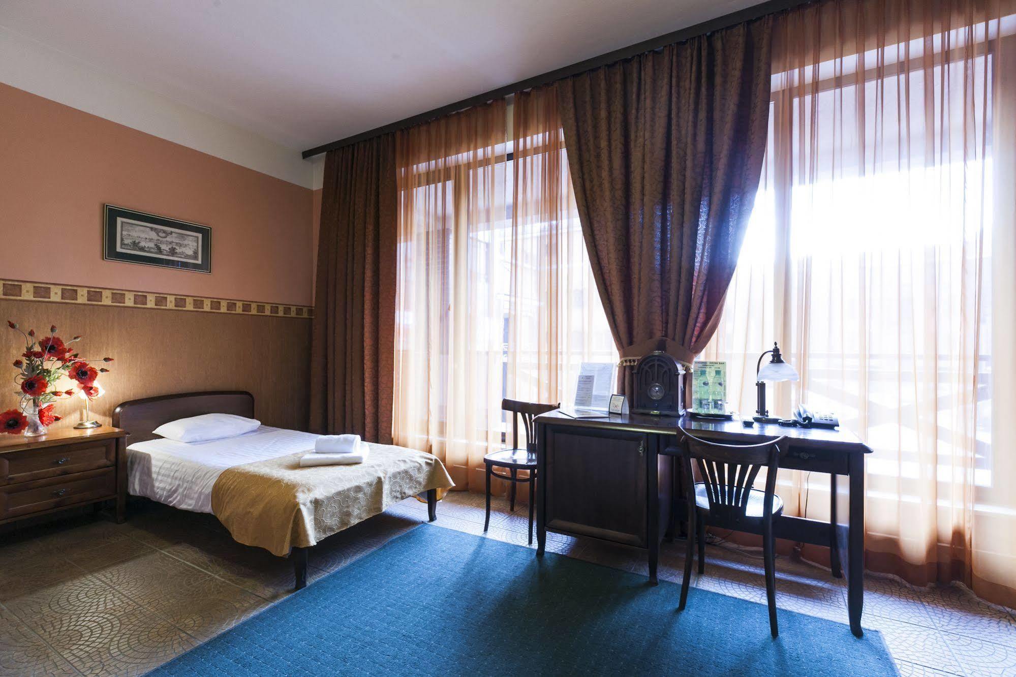 Fort Hotel Varsóvia Exterior foto