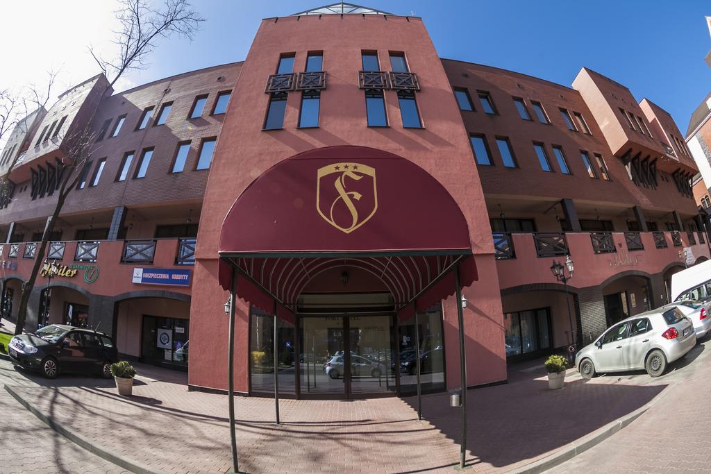 Fort Hotel Varsóvia Exterior foto
